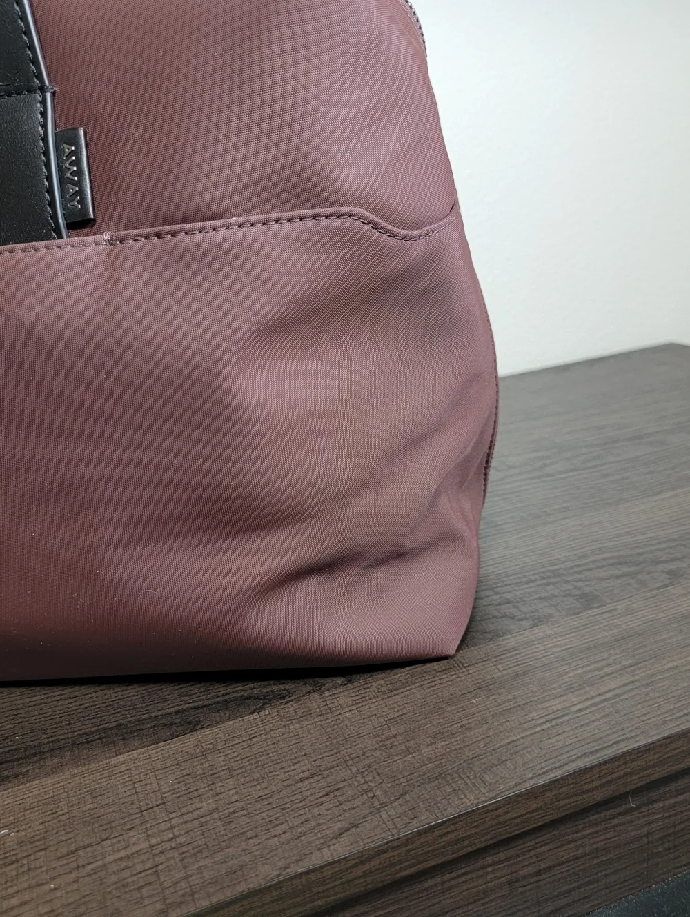 Away The Everywhere Bag In Burgandy No Shoulder Strap - Picture 2 of 10